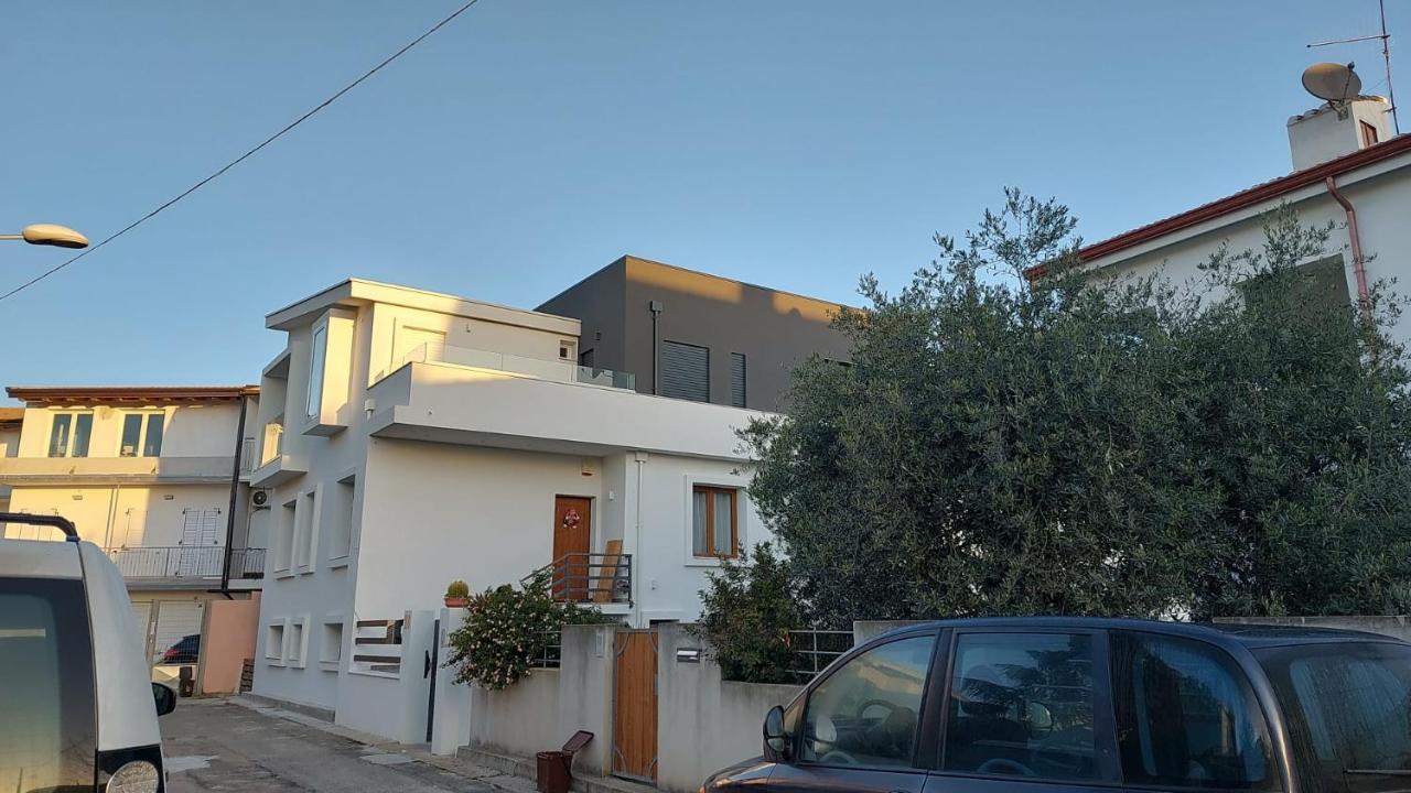 Incantos Charme B&B Тортолі Екстер'єр фото