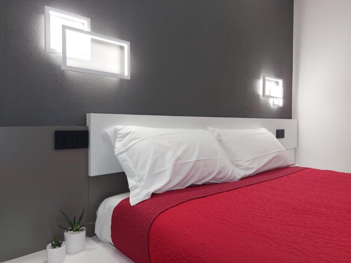 Incantos Charme B&B Тортолі Екстер'єр фото
