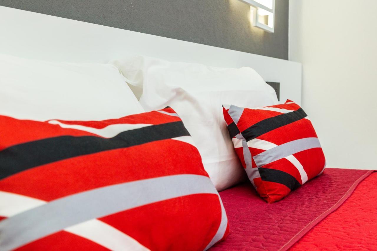 Incantos Charme B&B Тортолі Екстер'єр фото